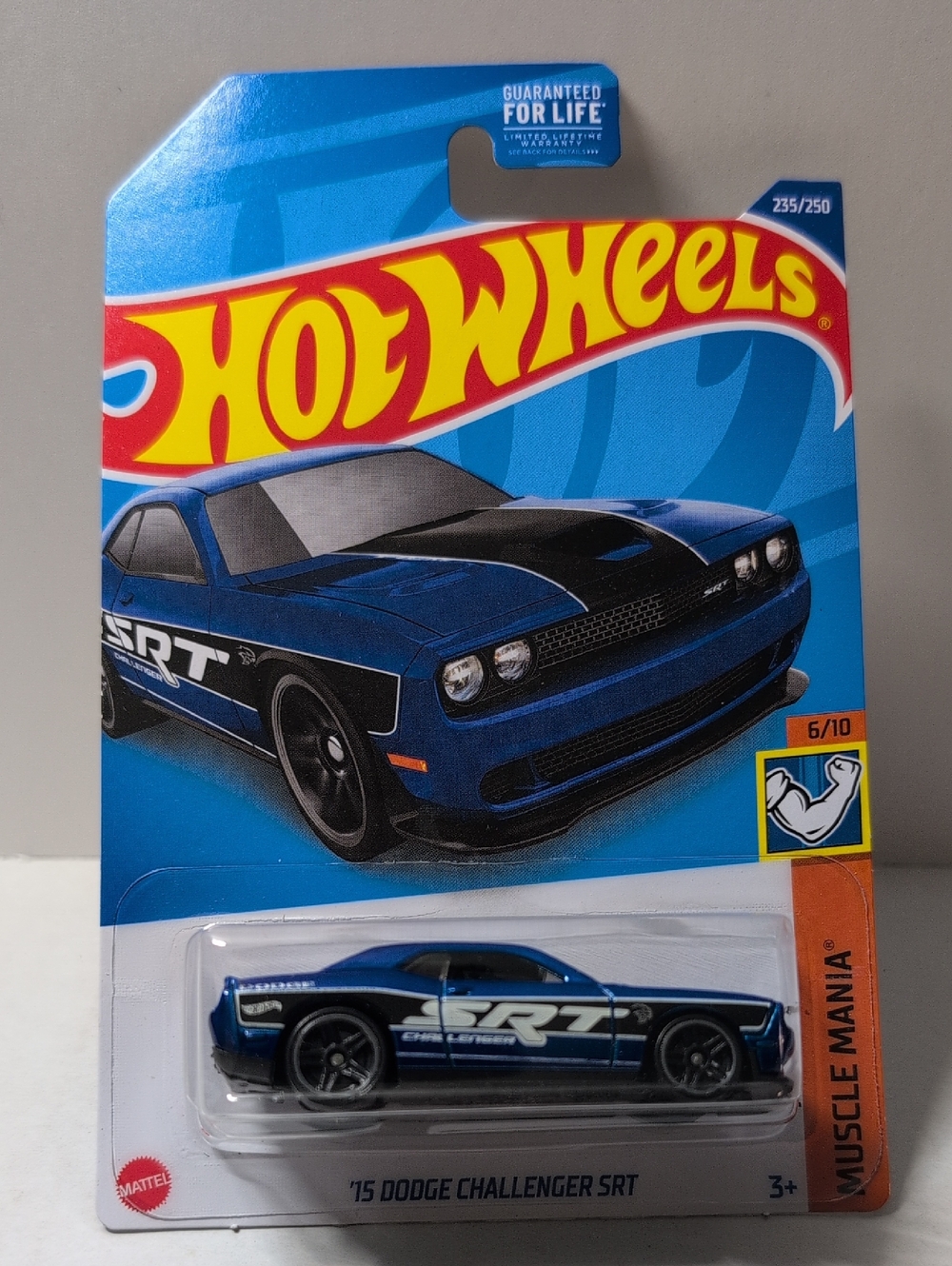 Hot Wheels 2015 Dodge Challenger SRT Muscle Mania Mattel NEW Ships Secure In Box